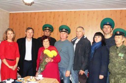 Поздравление с юбилеем 90 лет жительниц пгт. Нижнегорский