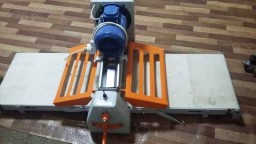 Продам тестораскаточную машину
