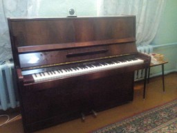 ​Породам пианино