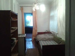 Продам полдома